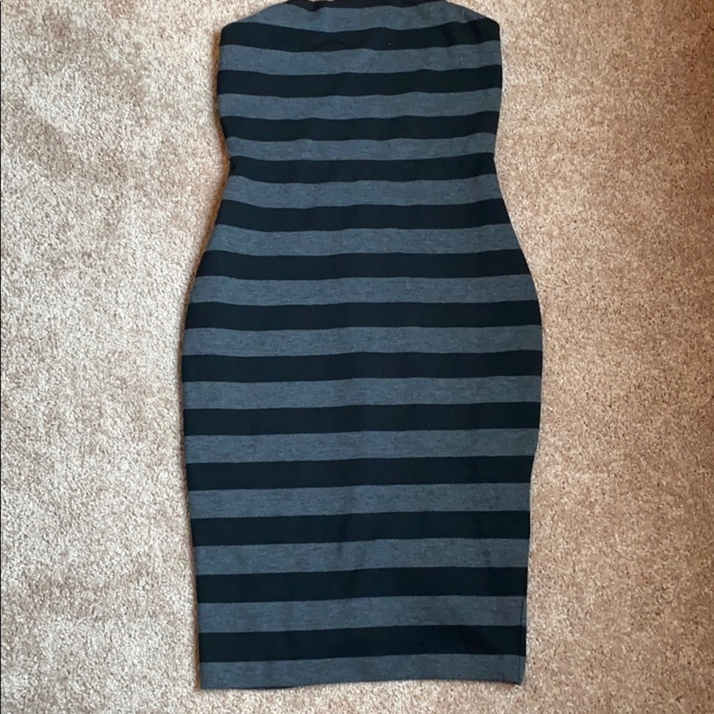 Express size 6 strapless dress